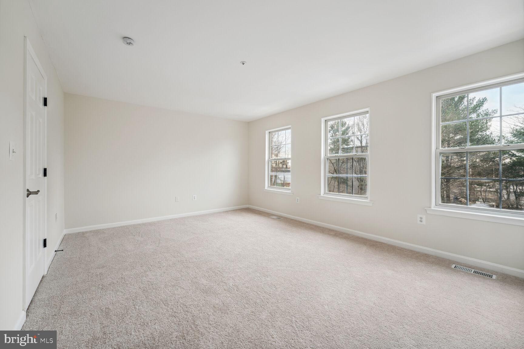 4242 APPLEGATE LANE 6