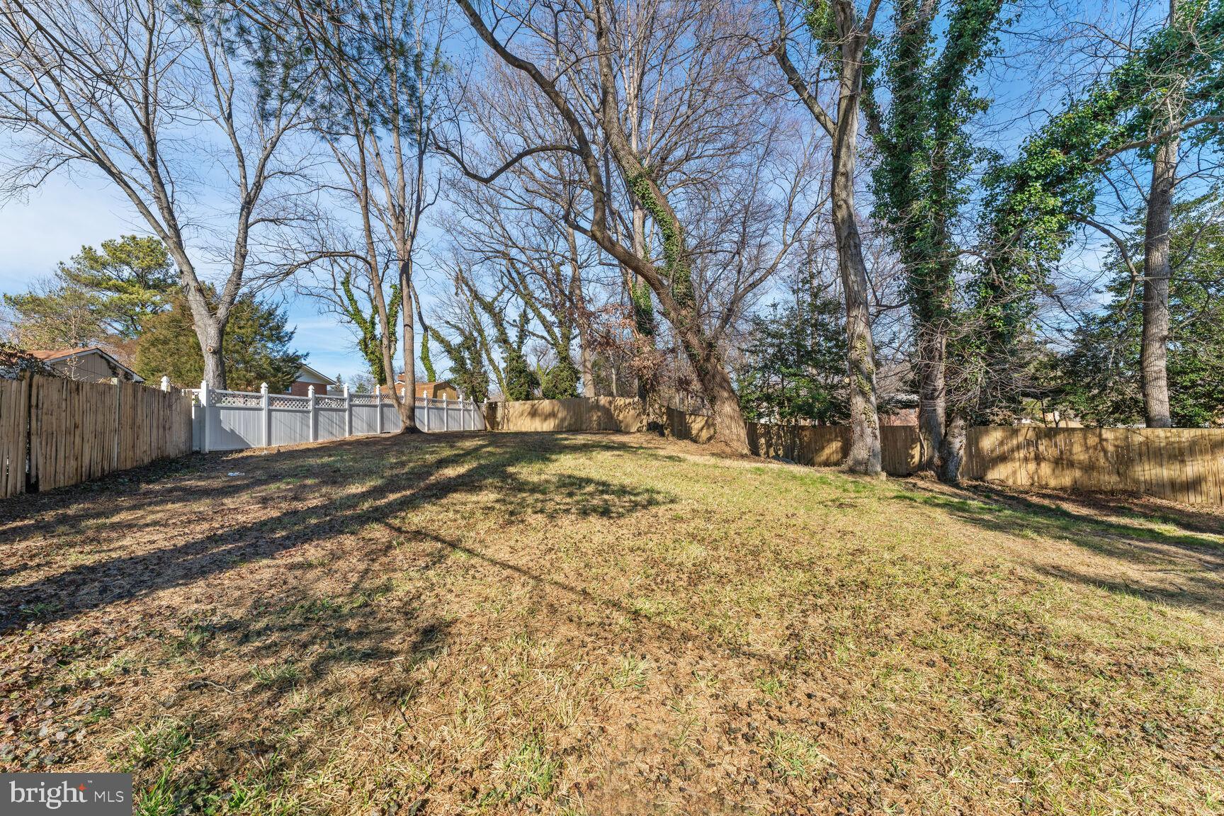5404 CHESTERFIELD DRIVE