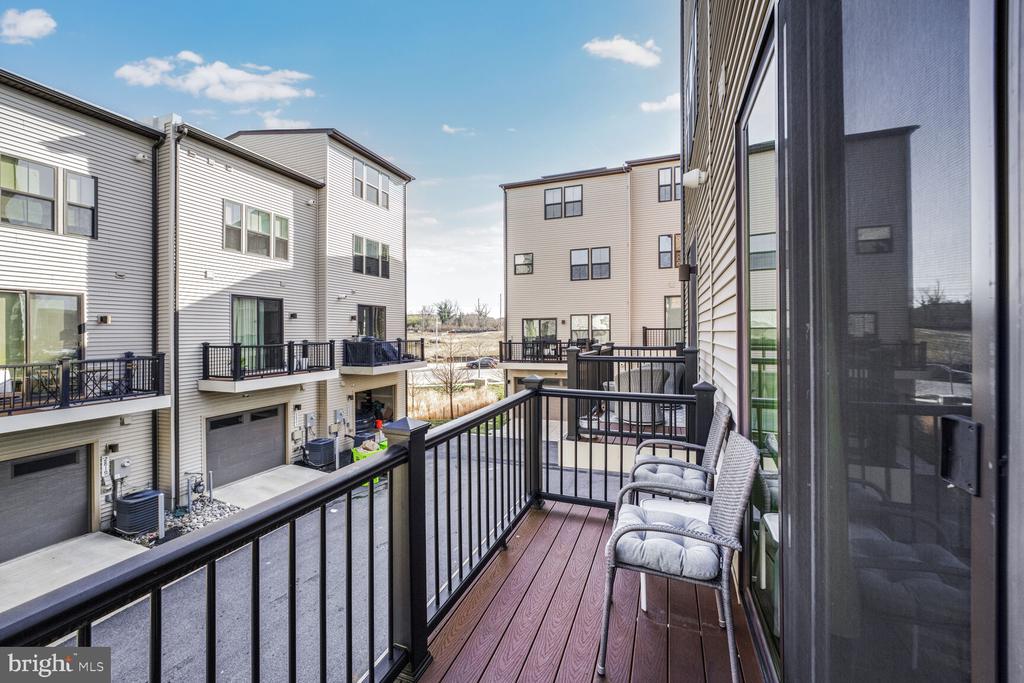 2843 EVANSGREEN DRIVE