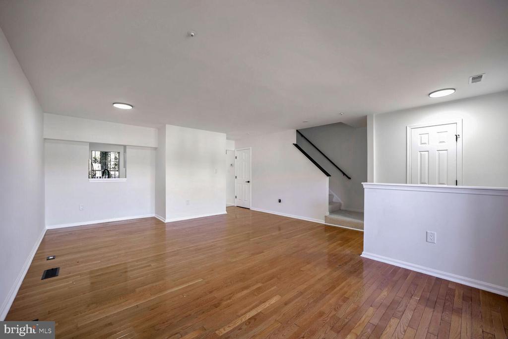 6547 RONALD ROAD