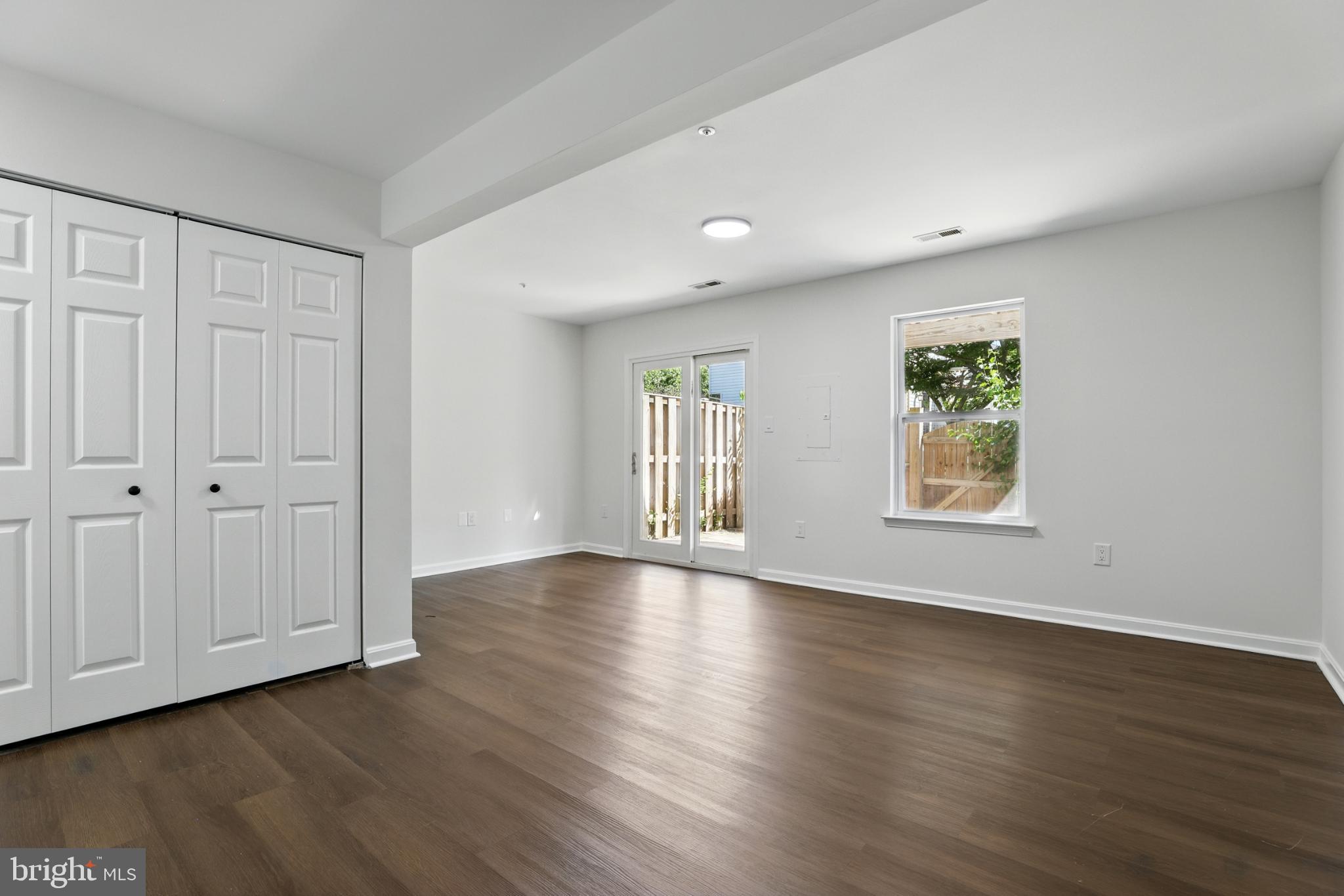 6019 SURREY LANE