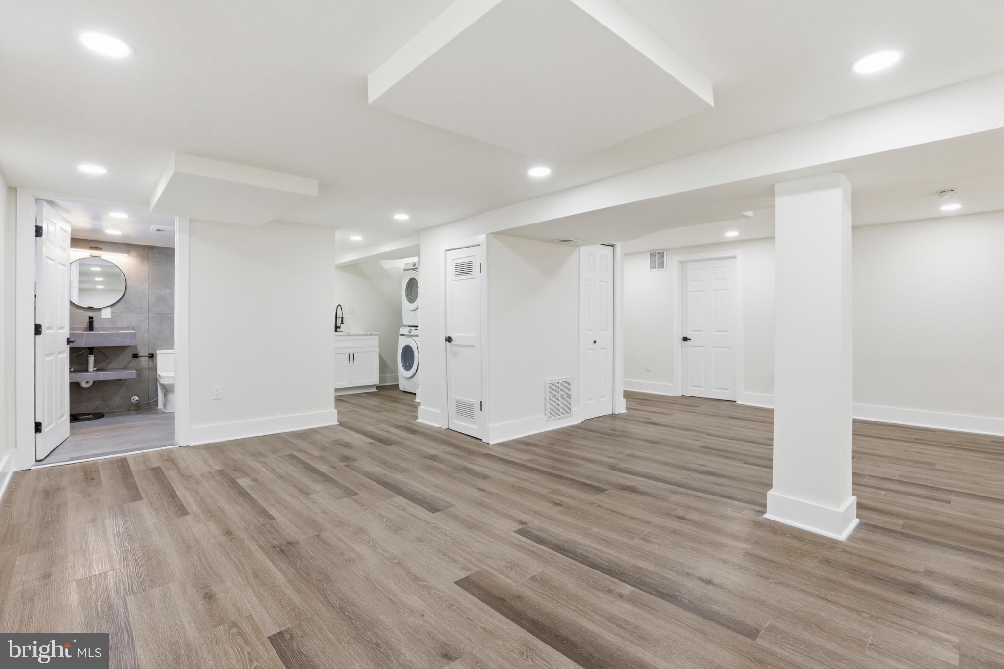 5621 HAWTHORNE STREET