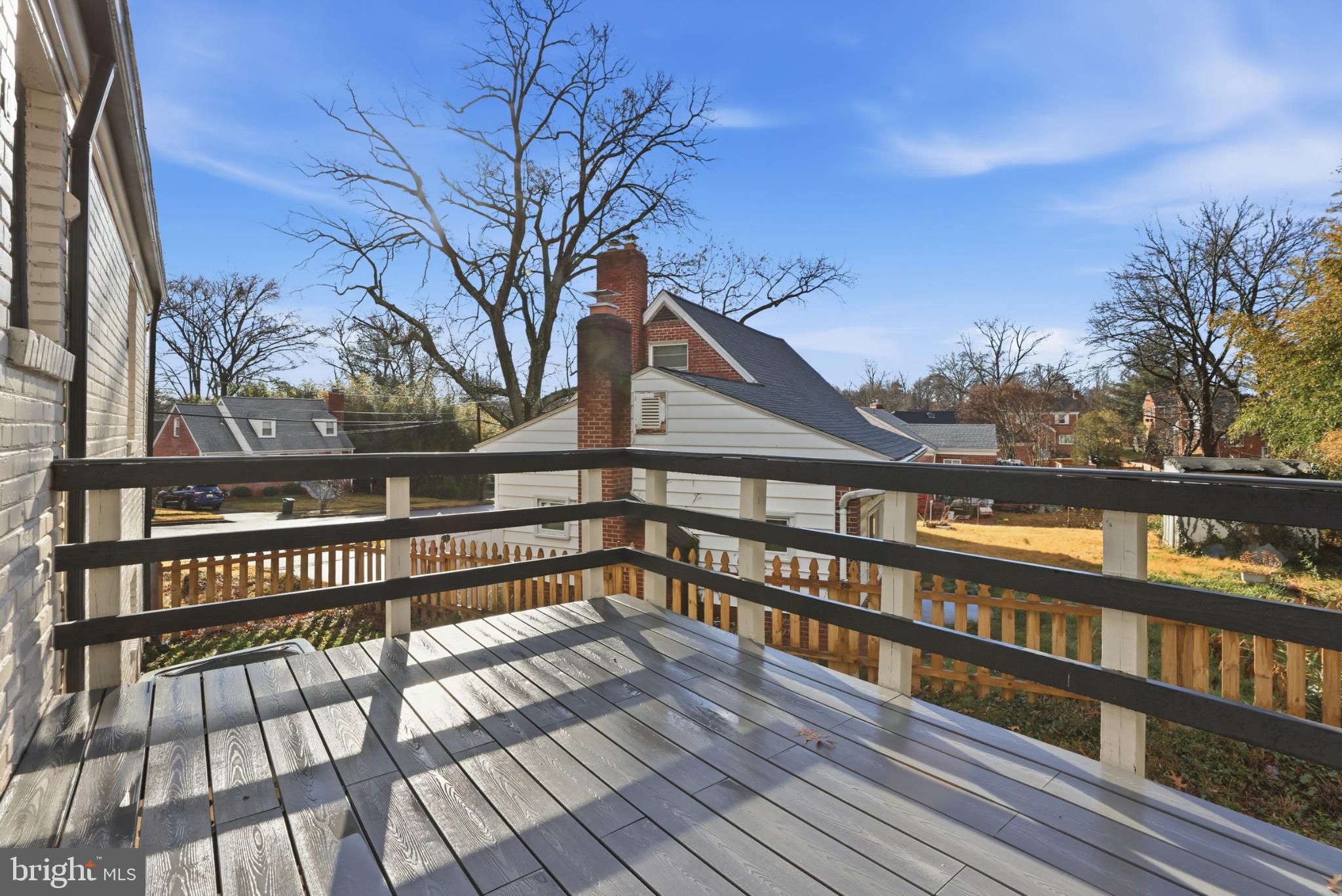 5621 HAWTHORNE STREET