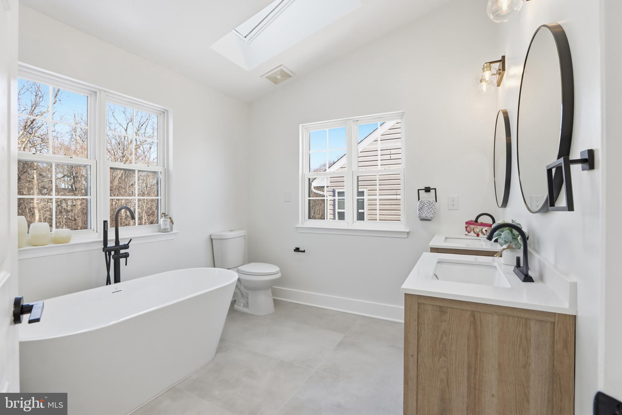 7102 STARBOARD DRIVE