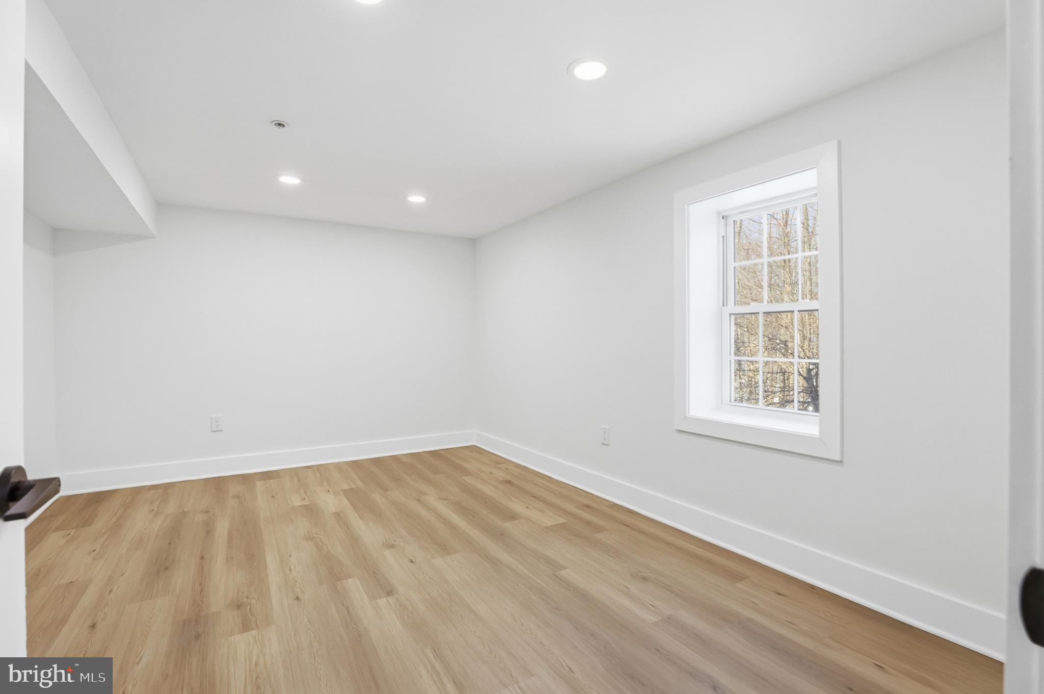 7102 STARBOARD DRIVE