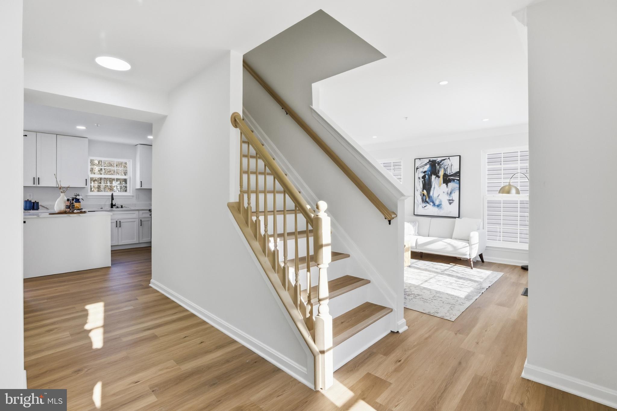 7102 STARBOARD DRIVE