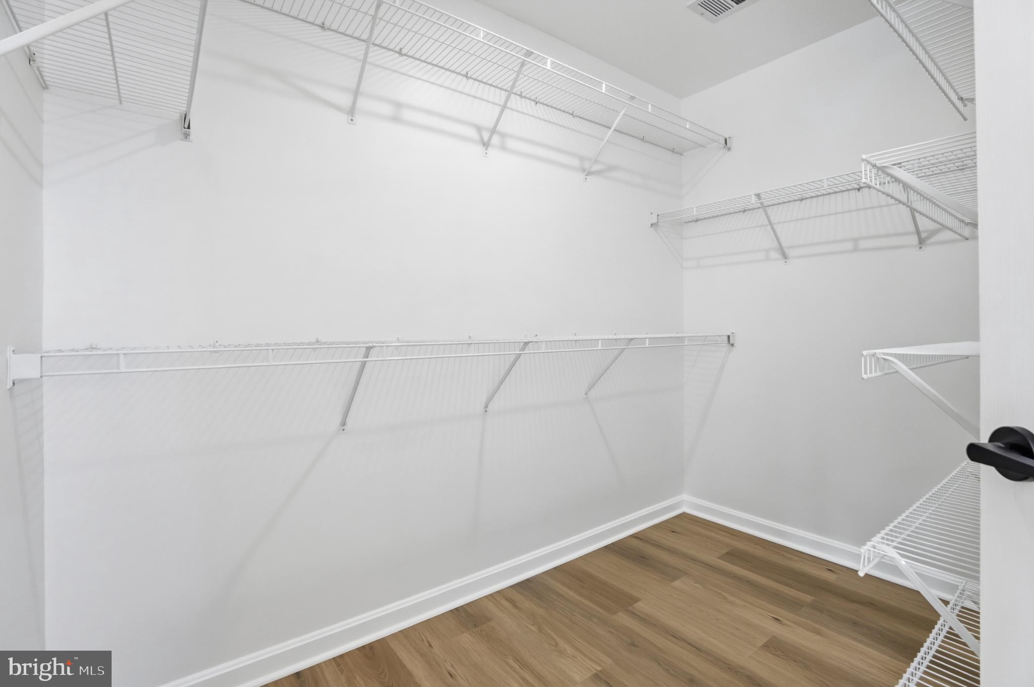 7102 STARBOARD DRIVE