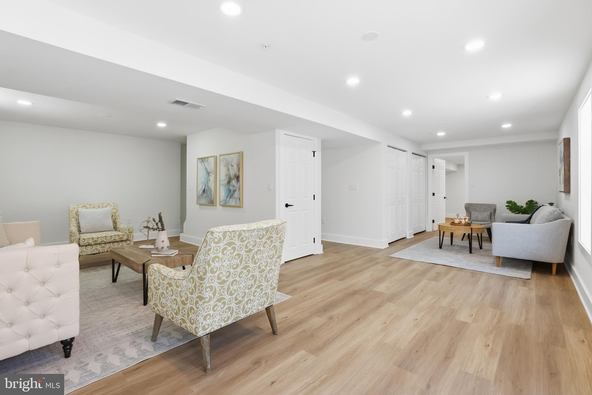 7102 STARBOARD DRIVE