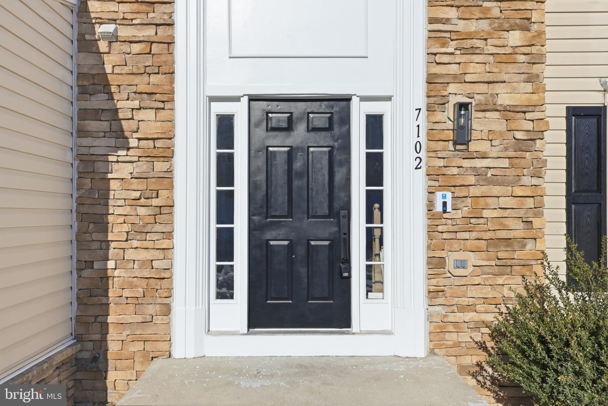 7102 STARBOARD DRIVE