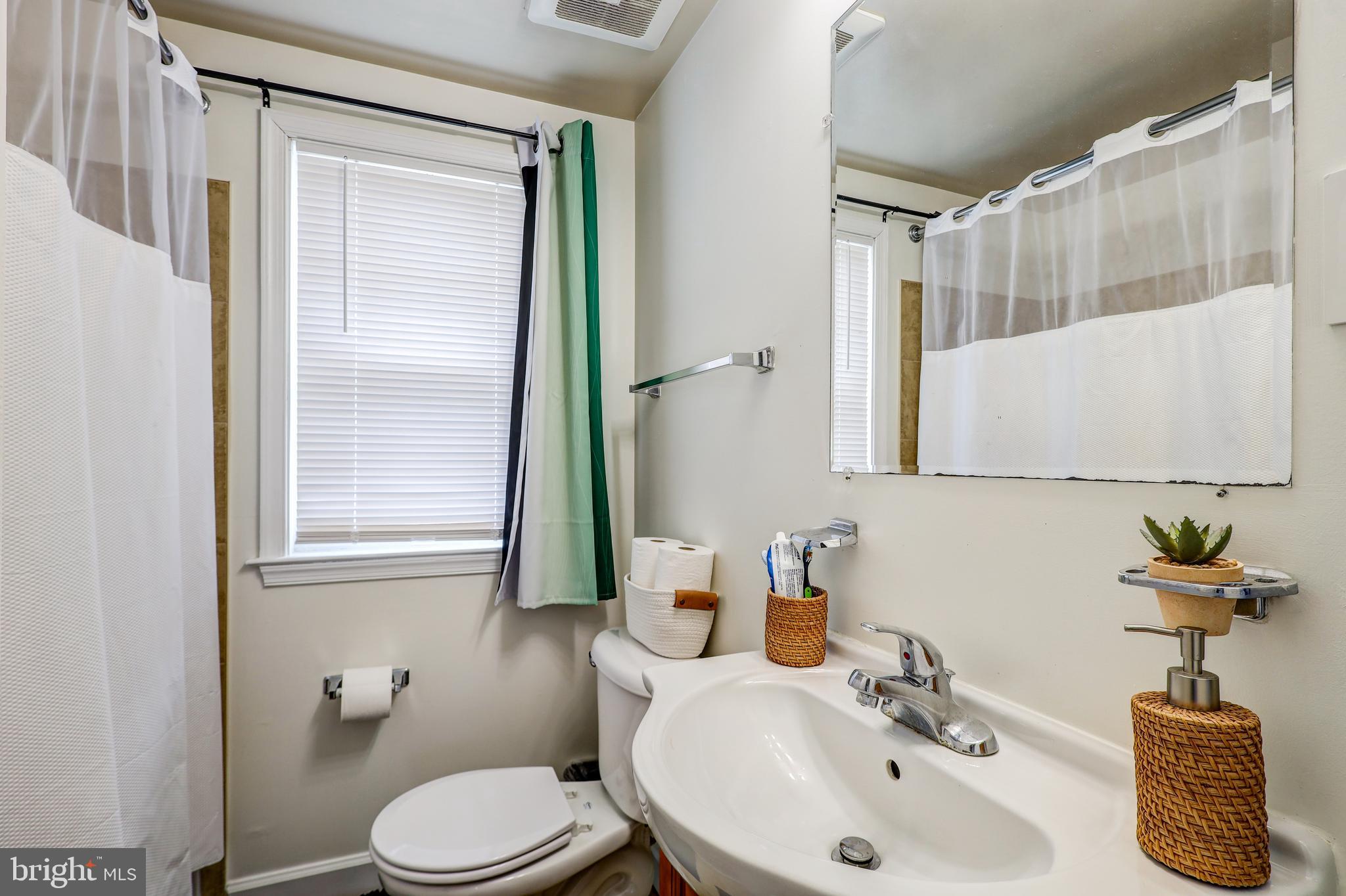 2512 KENT VILLAGE DRIVE