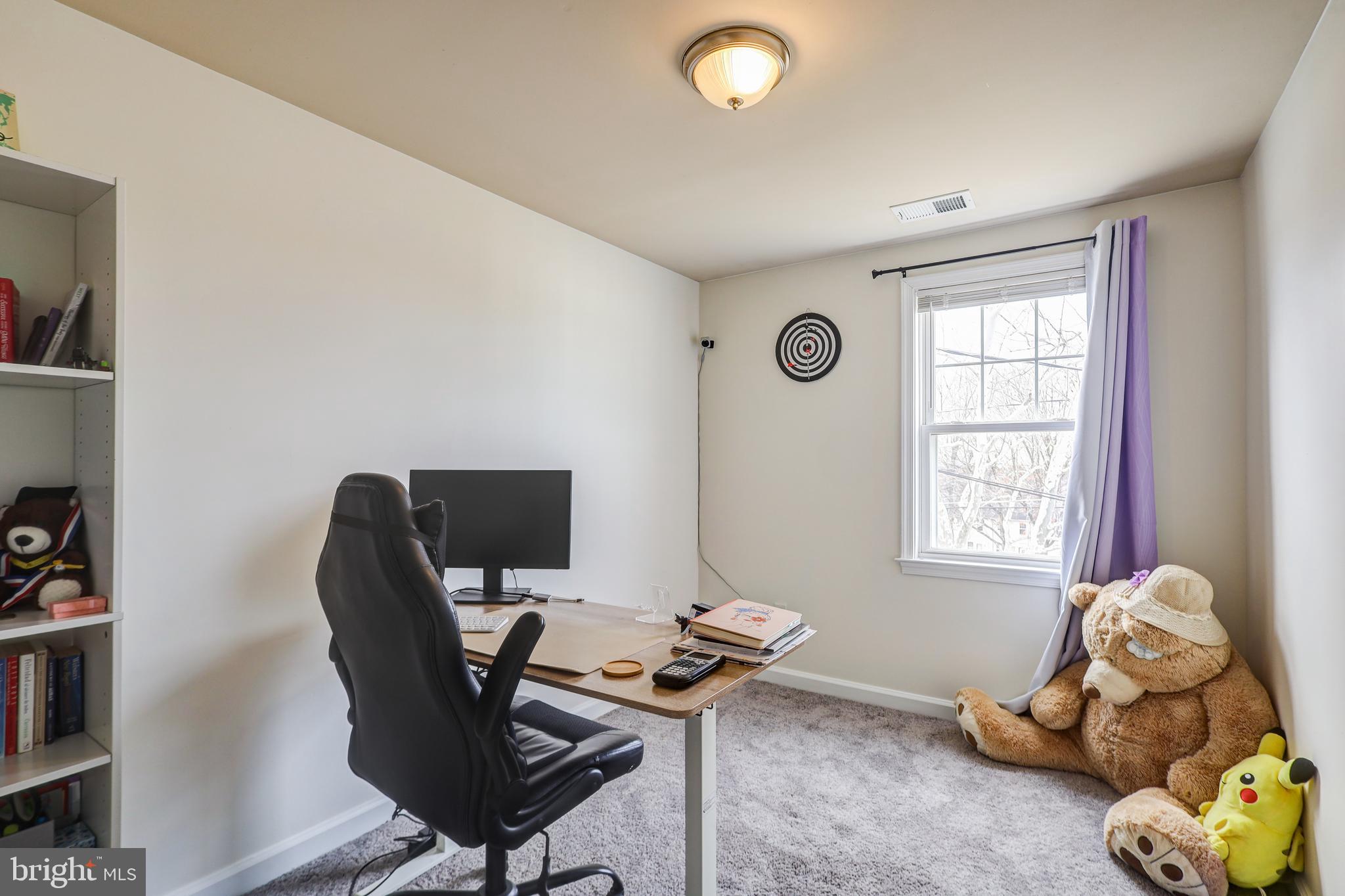 2512 KENT VILLAGE DRIVE