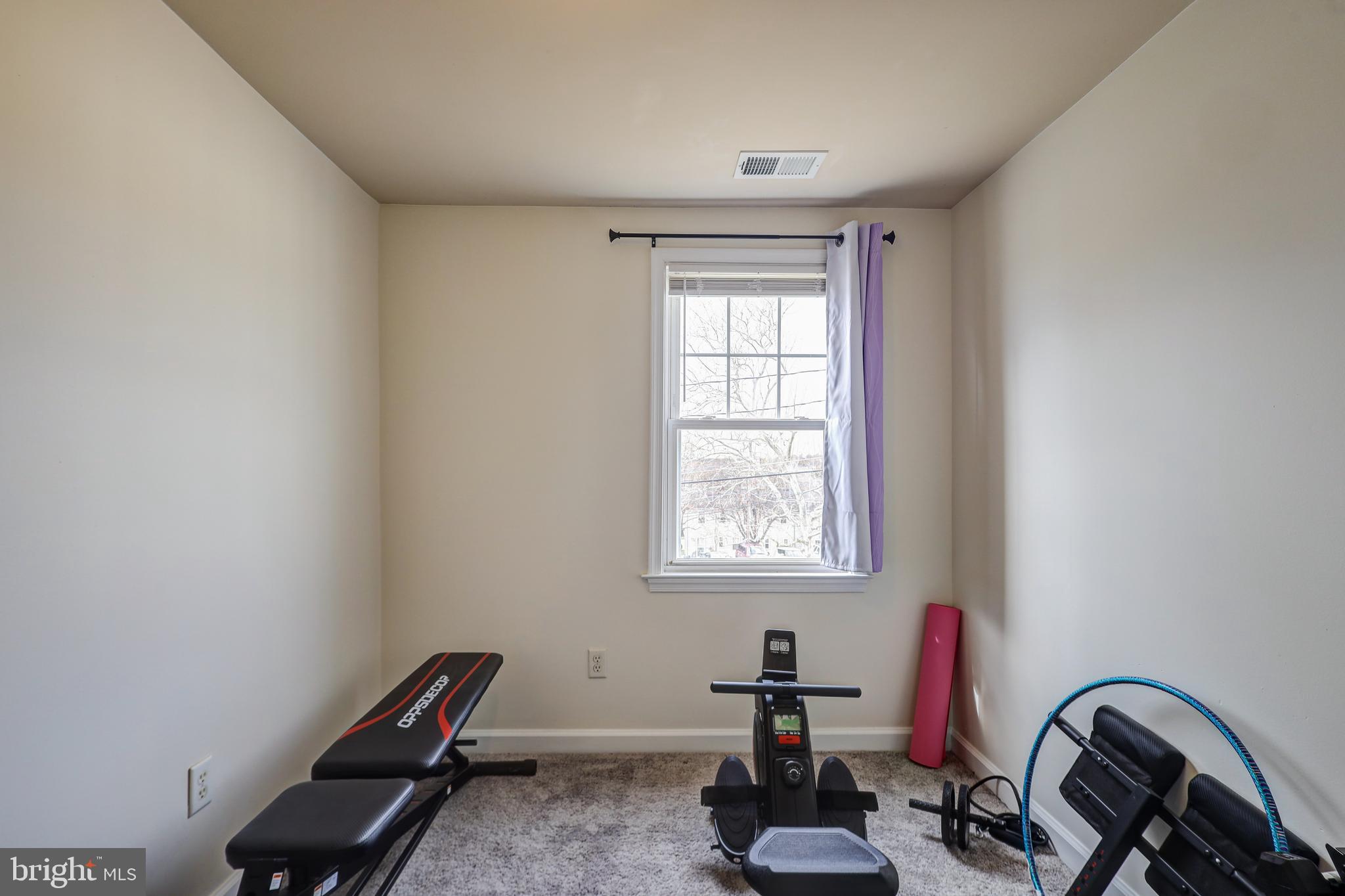 2512 KENT VILLAGE DRIVE