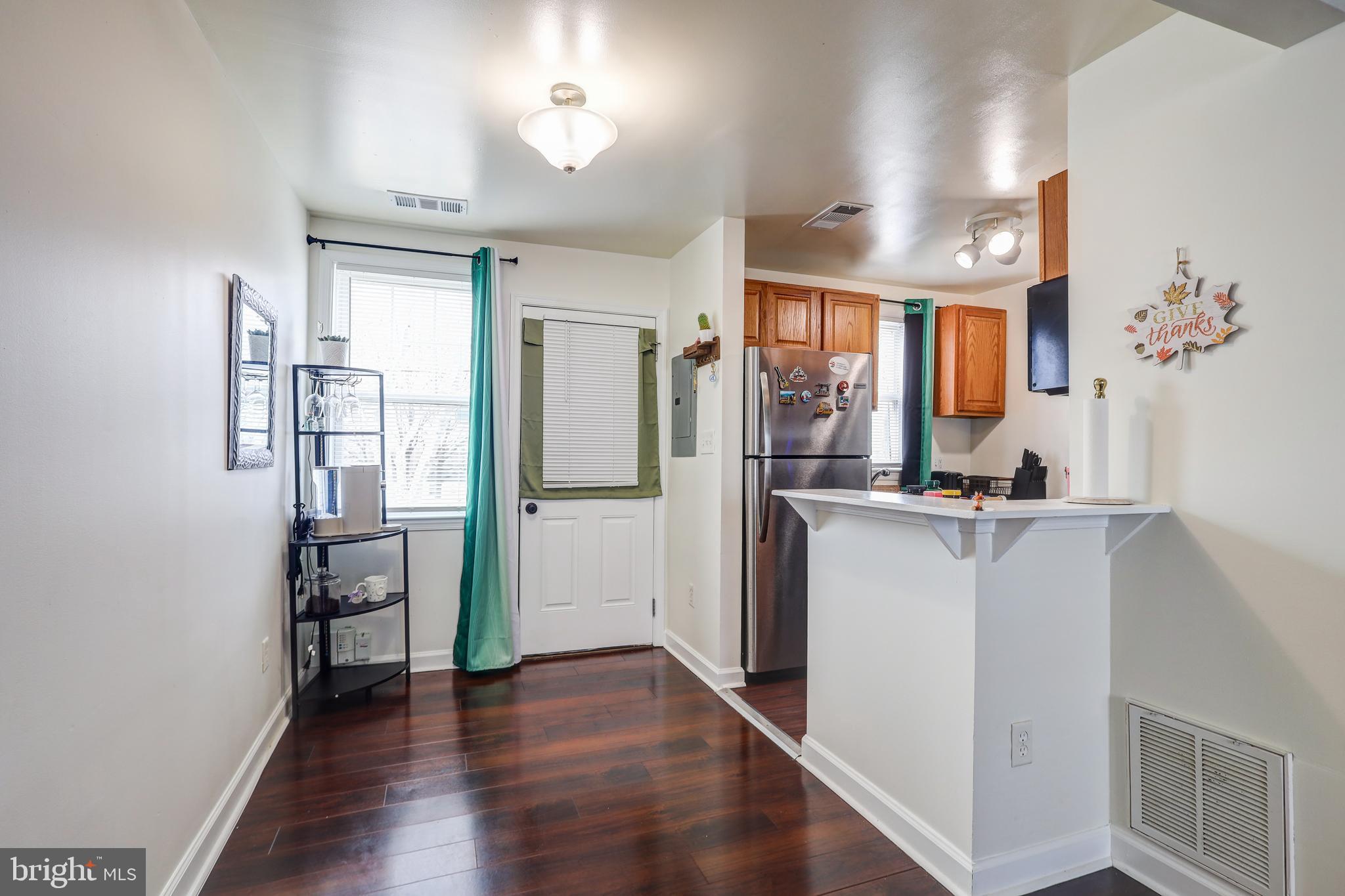 2512 KENT VILLAGE DRIVE