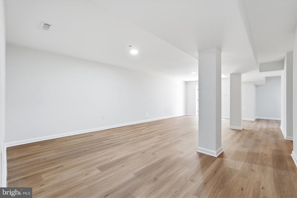 10503 BIRDIE LANE