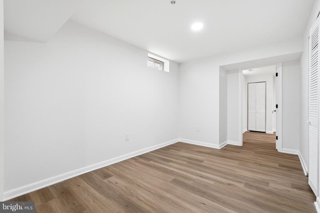 10503 BIRDIE LANE