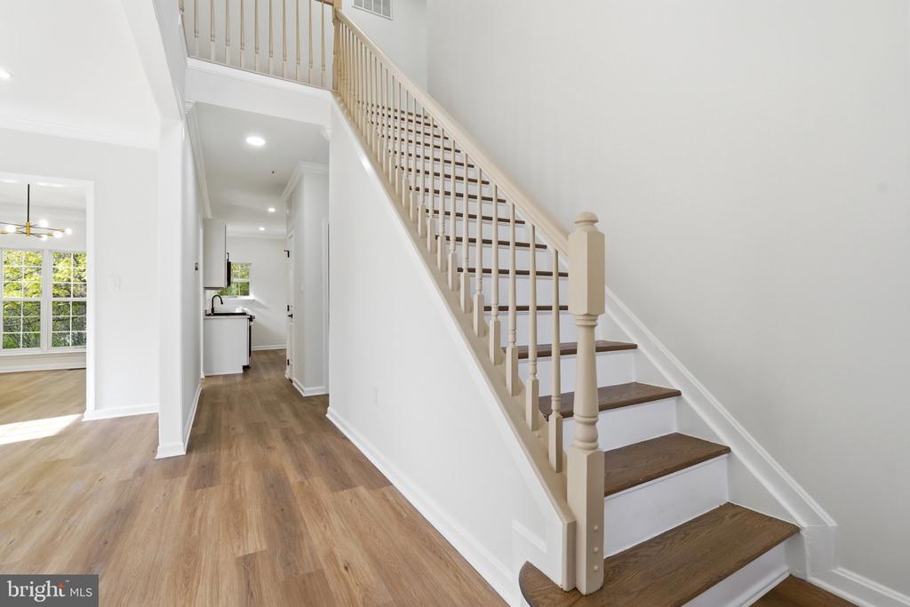10503 BIRDIE LANE