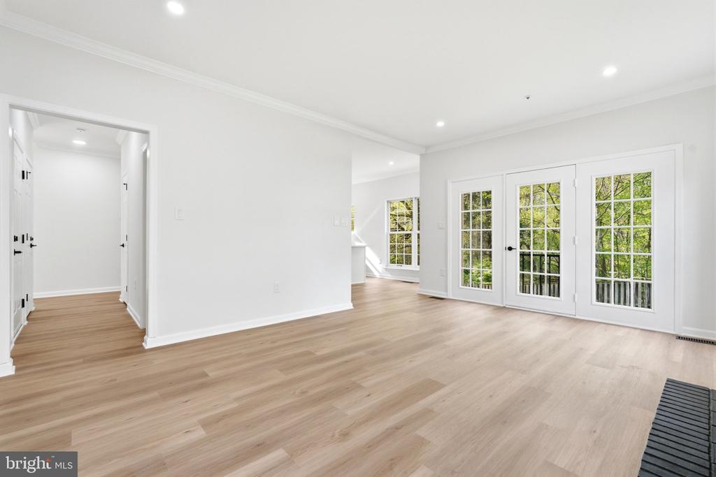 10503 BIRDIE LANE