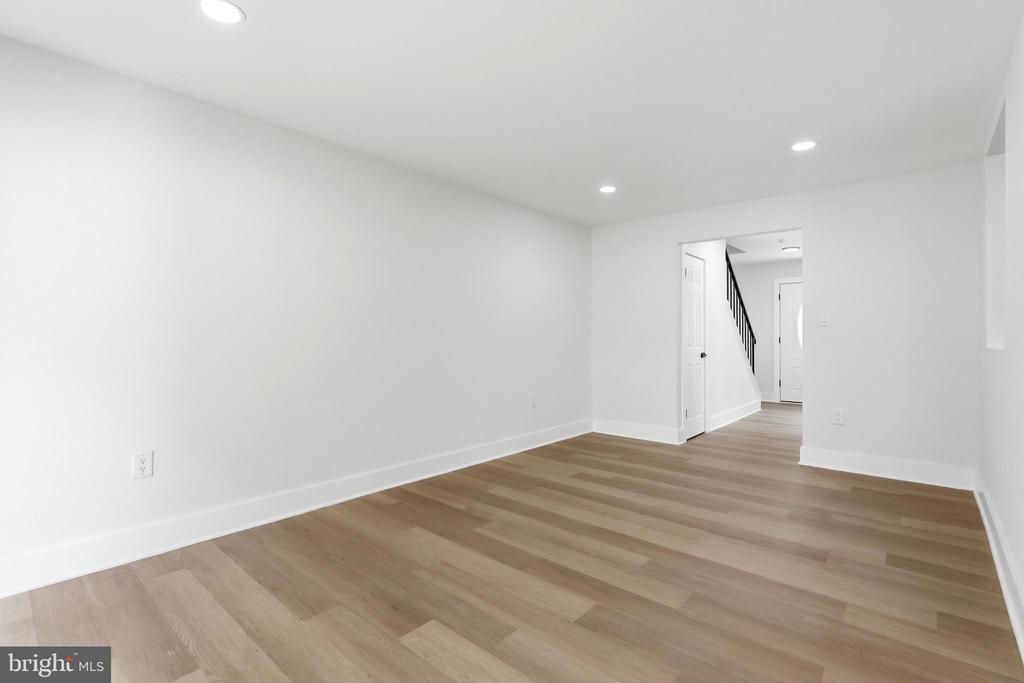 7621 INGRID PLACE