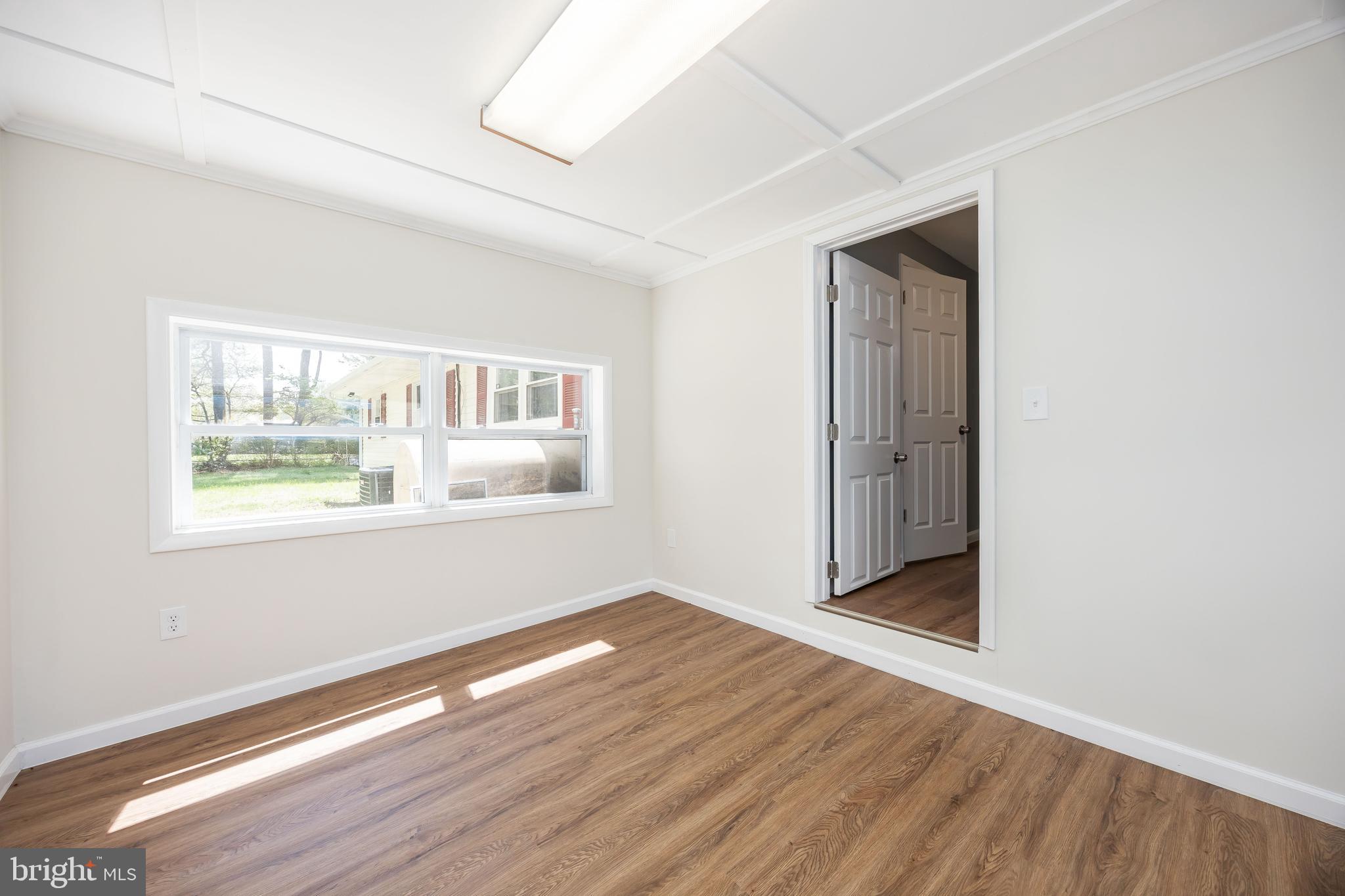 12045 JEFFREY LANE