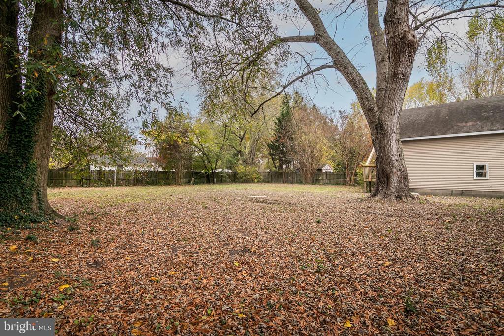 167 SHAMROCK DRIVE