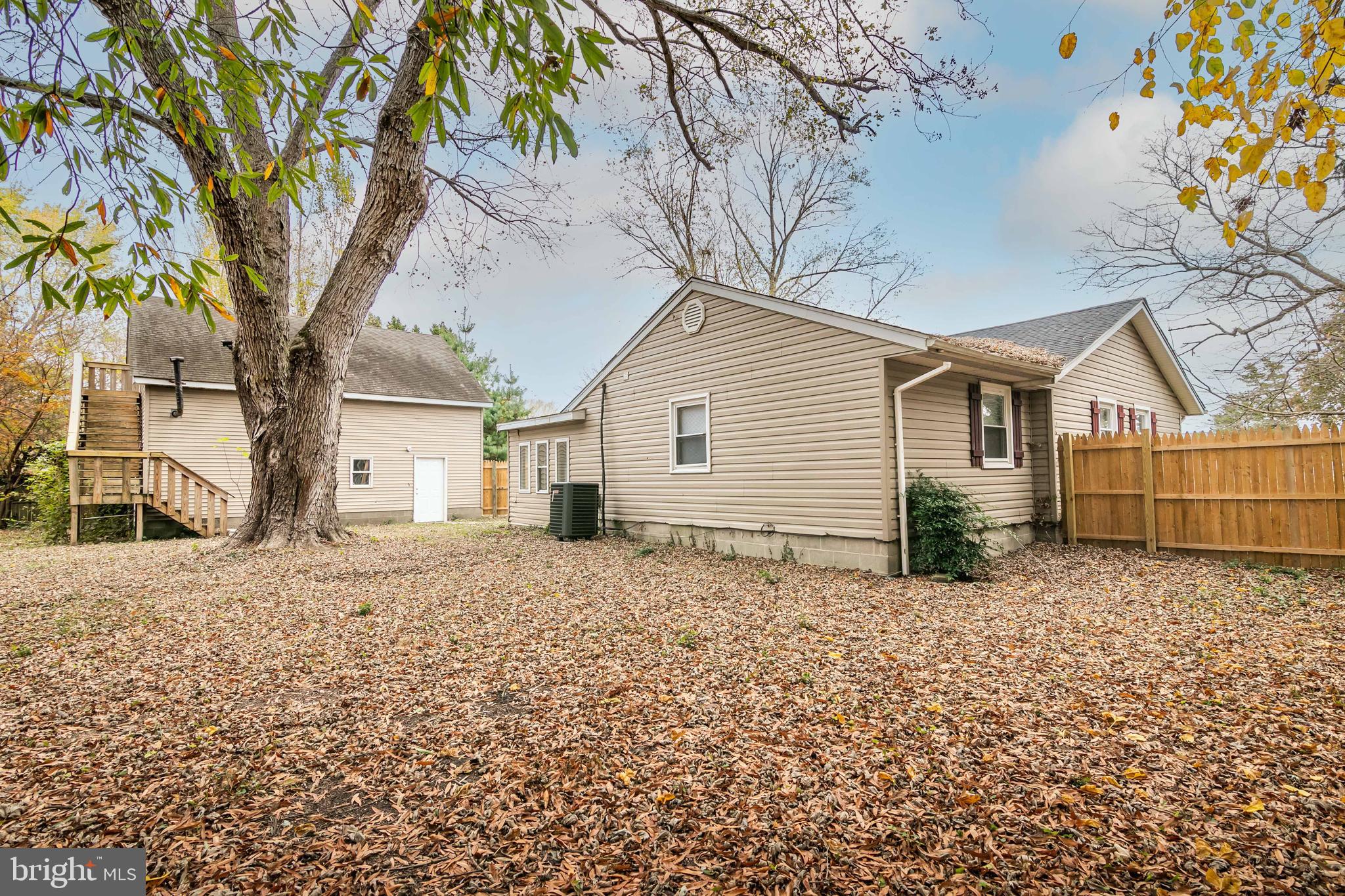 167 SHAMROCK DRIVE