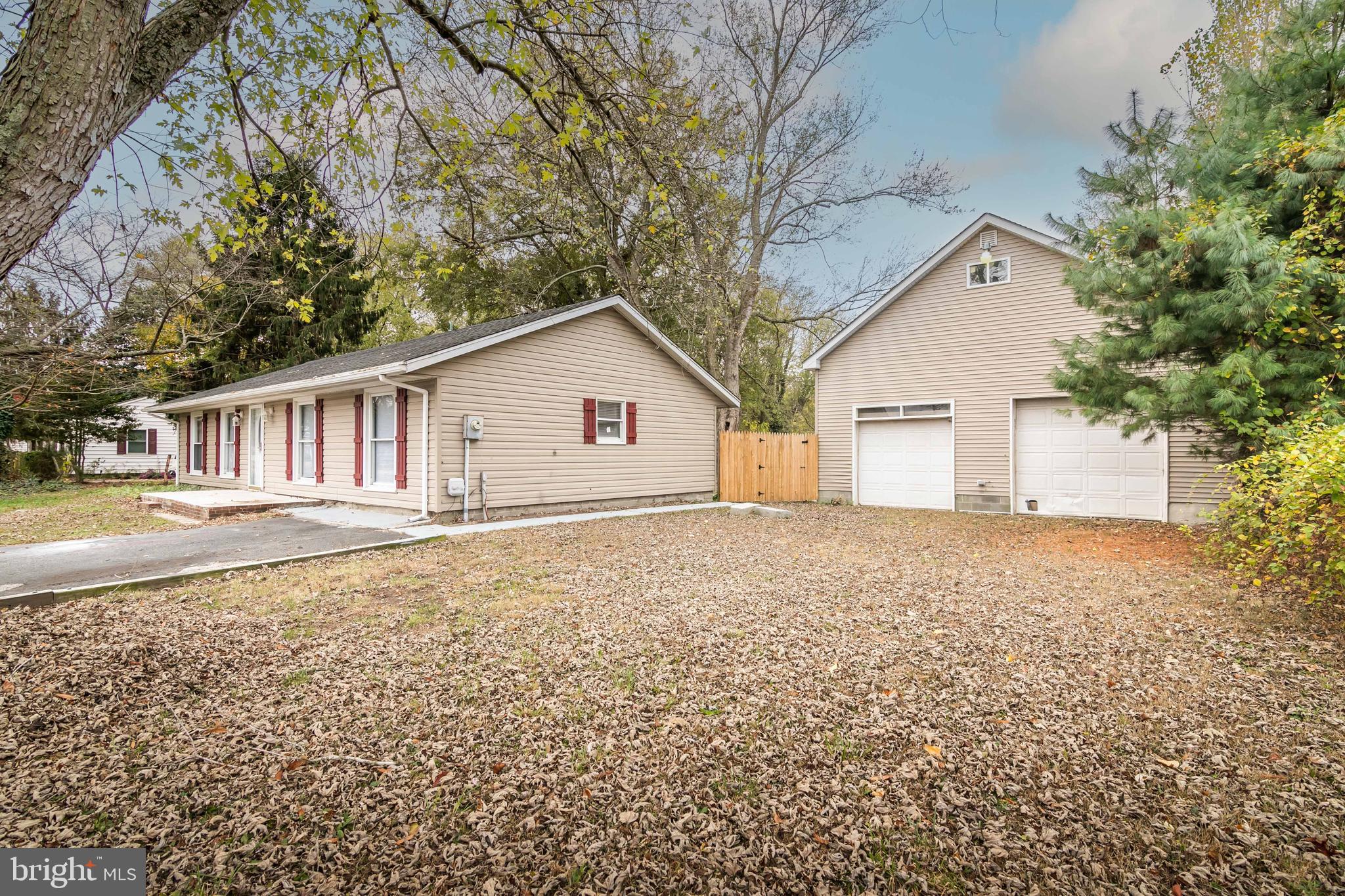 167 SHAMROCK DRIVE