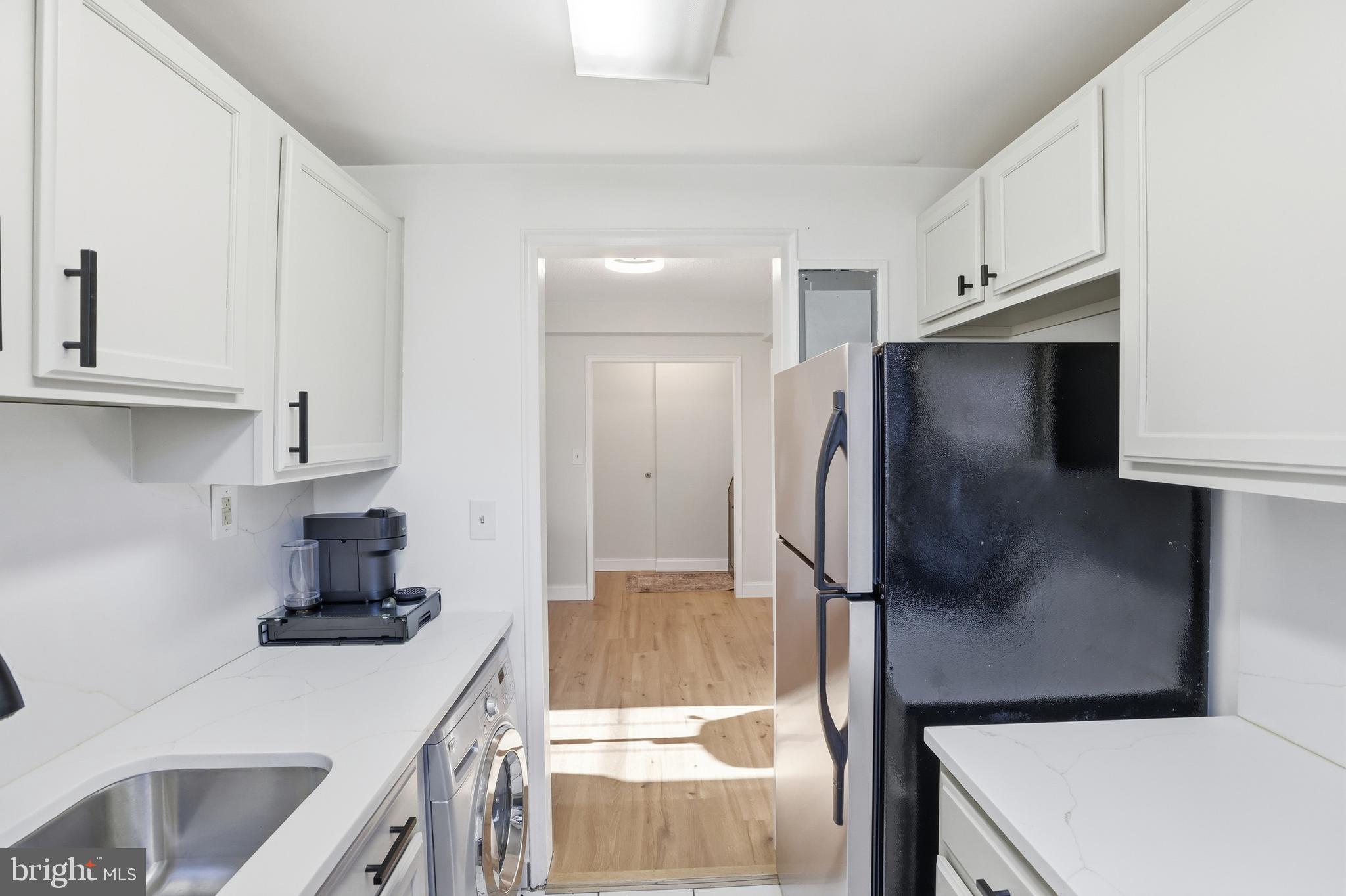 4360 N PERSHING DRIVE 43603