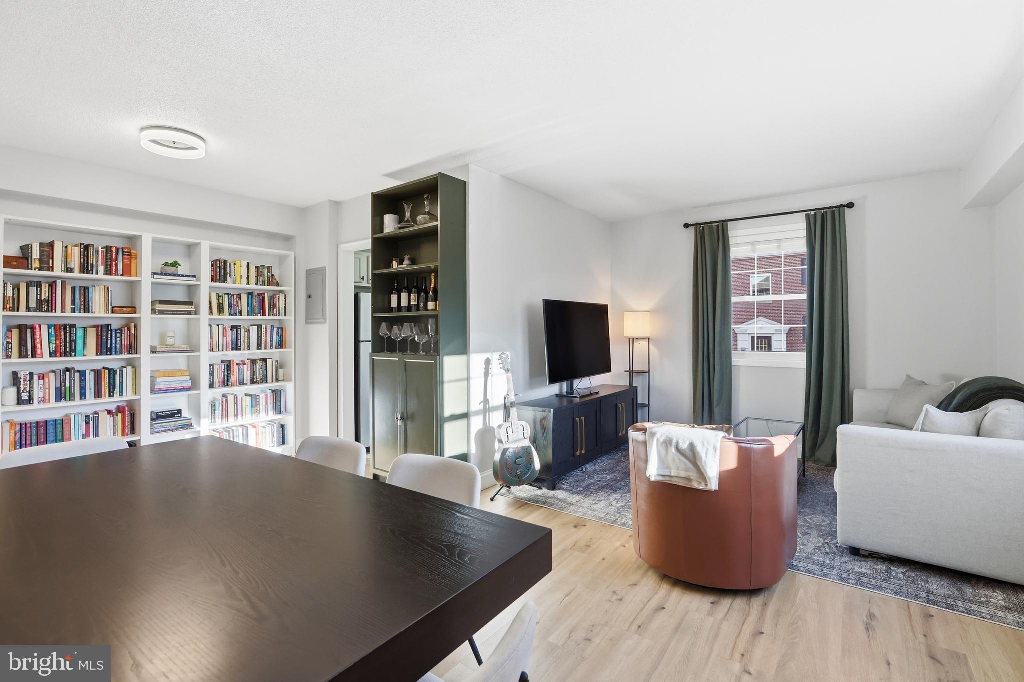 4360 N PERSHING DRIVE 43603