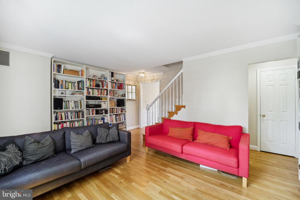 807 GREEN STREET