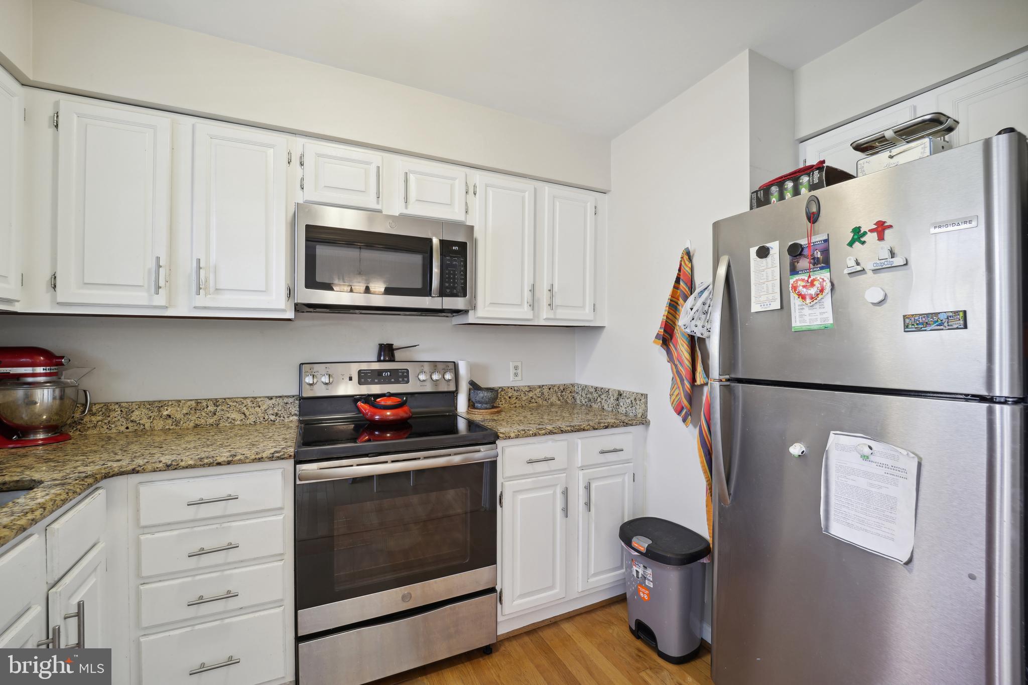 807 GREEN STREET