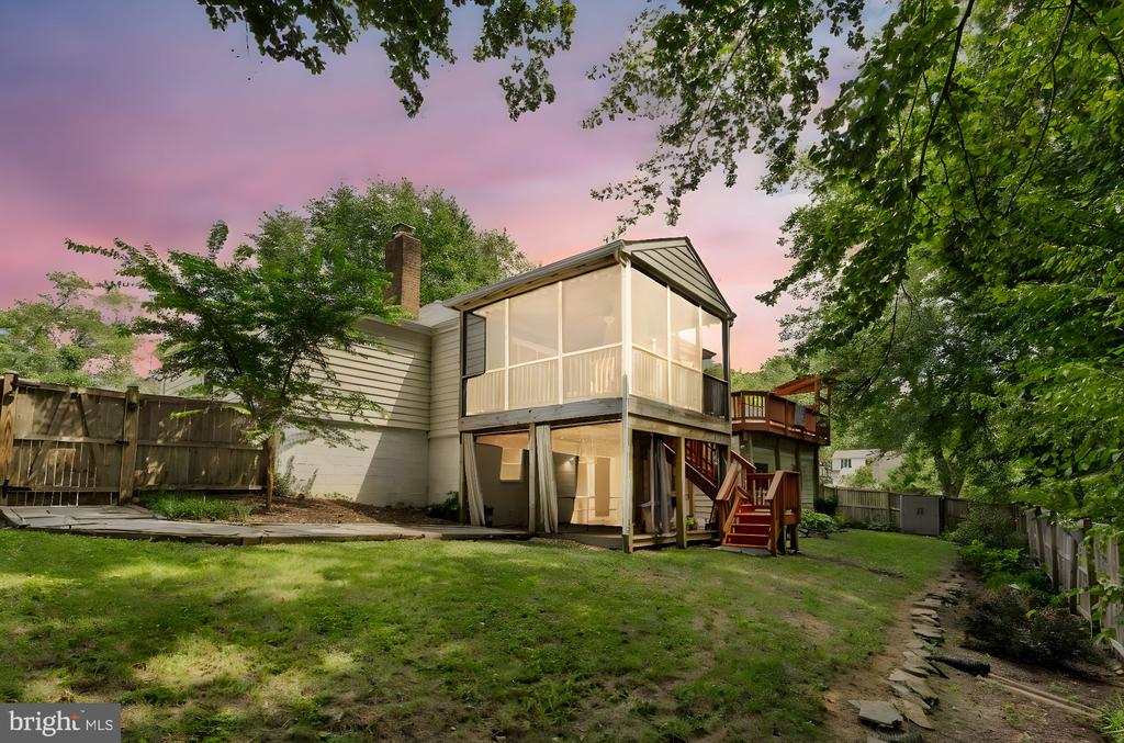 8006 ROCKWOOD COURT