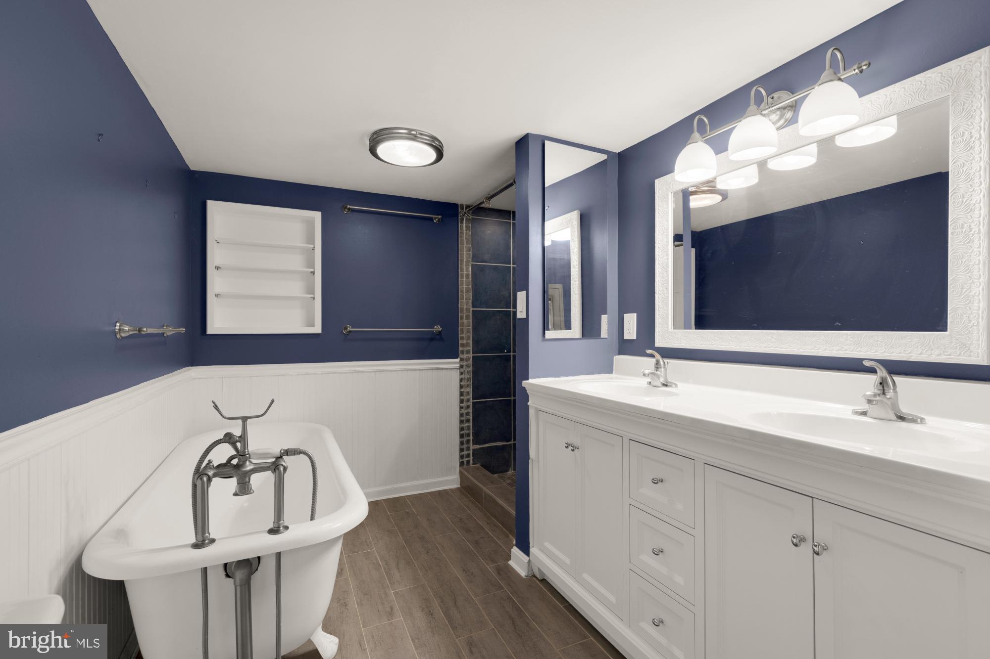 8006 ROCKWOOD COURT