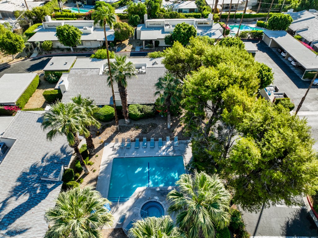 1150 E Palm Canyon Drive 82