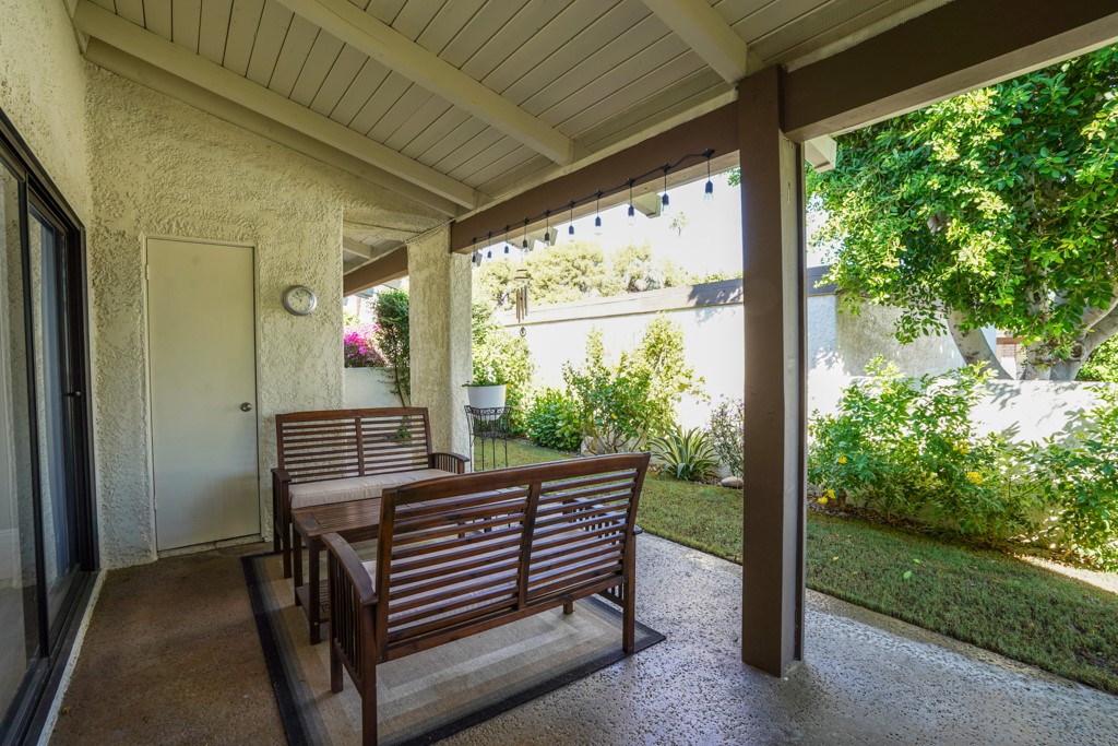 1150 E Palm Canyon Drive 82