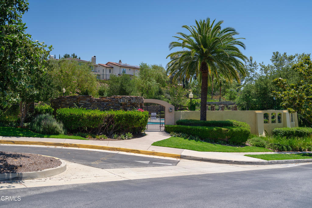 605 Coate Court