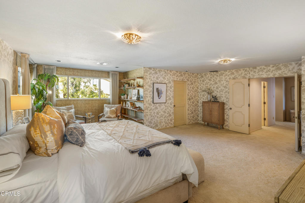 1400 Valley View Road 1