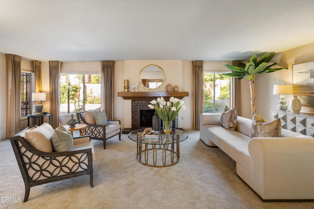 1400 Valley View Road 1