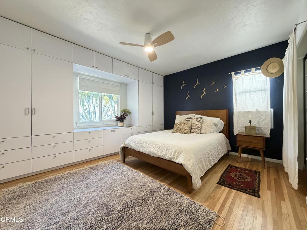 230 W Elmwood Avenue