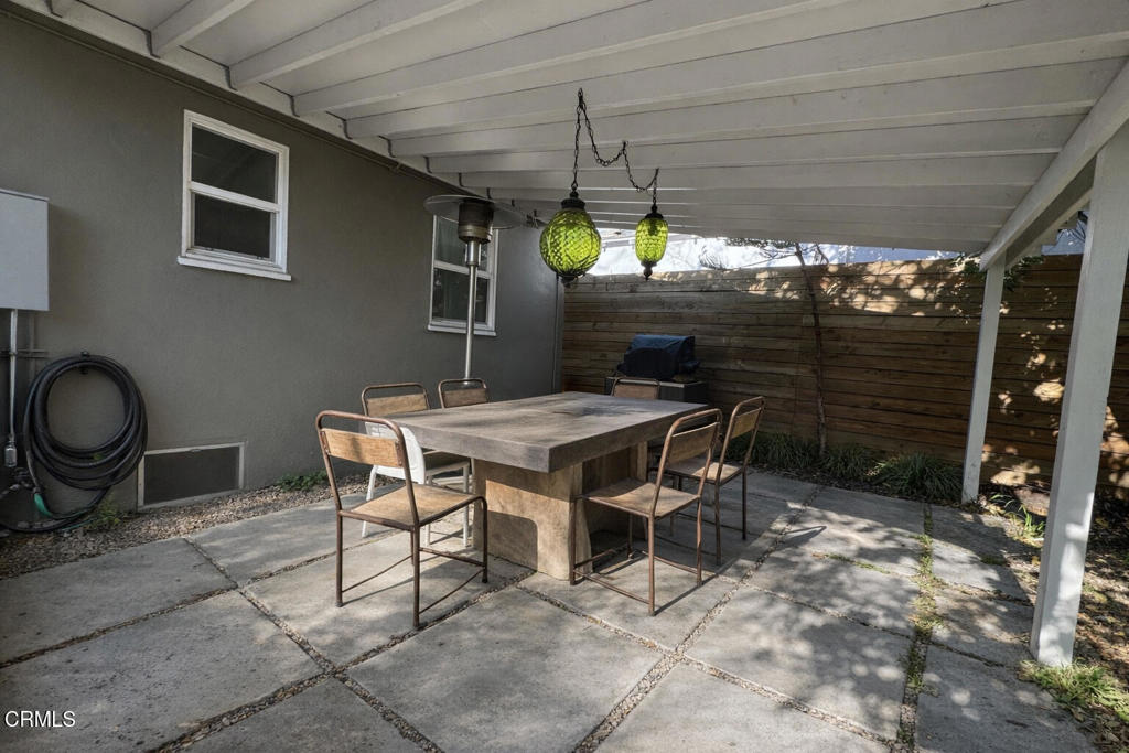 230 W Elmwood Avenue