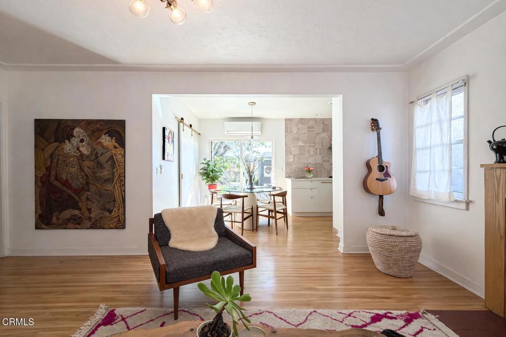 230 W Elmwood Avenue