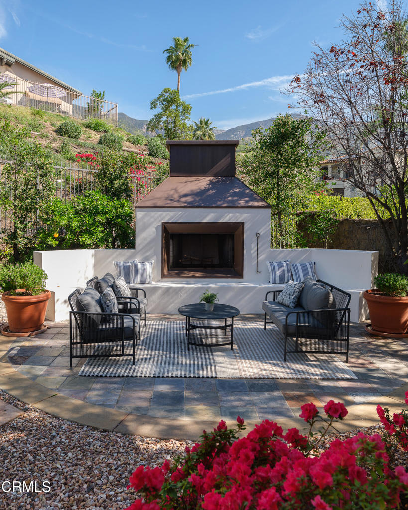 609 Hartwell Court