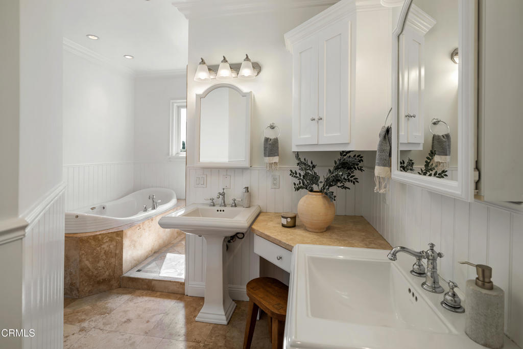 788 E Sierra Madre Boulevard