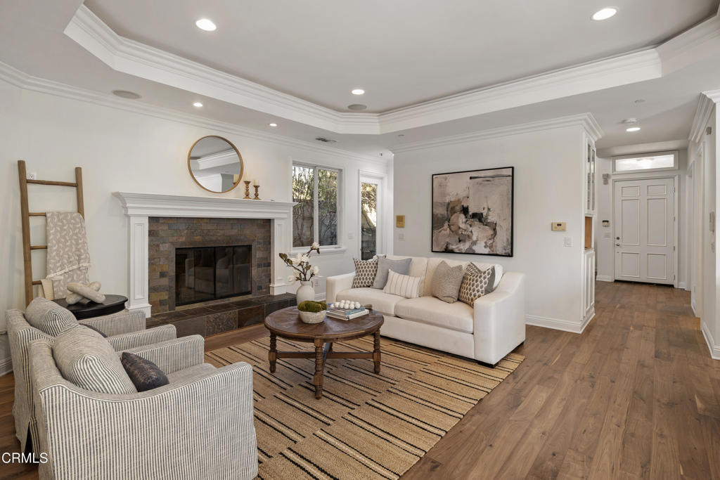 788 E Sierra Madre Boulevard