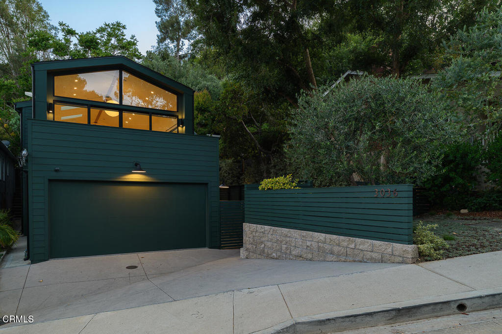 3036 Castle Street
