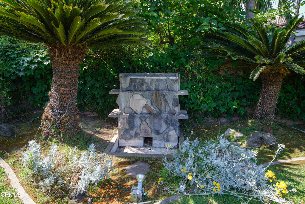 142 W Santa Anita Terrace