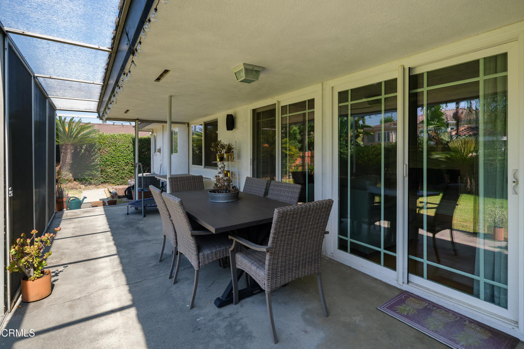 142 W Santa Anita Terrace
