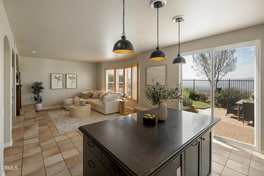 710 W Owen Court