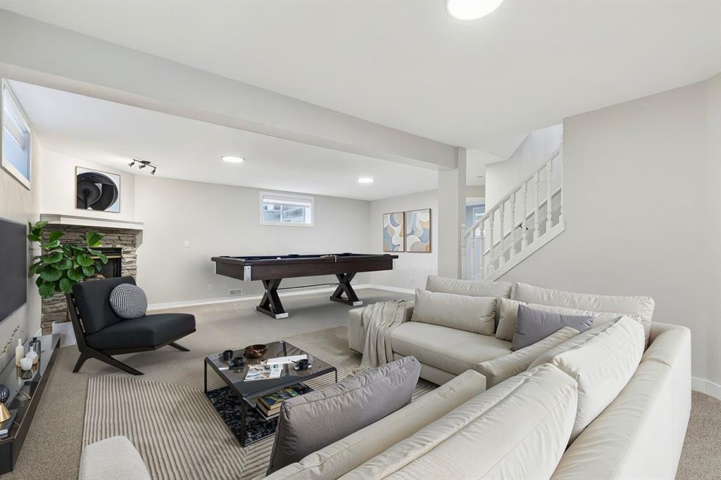 230 Chaparral Place SE