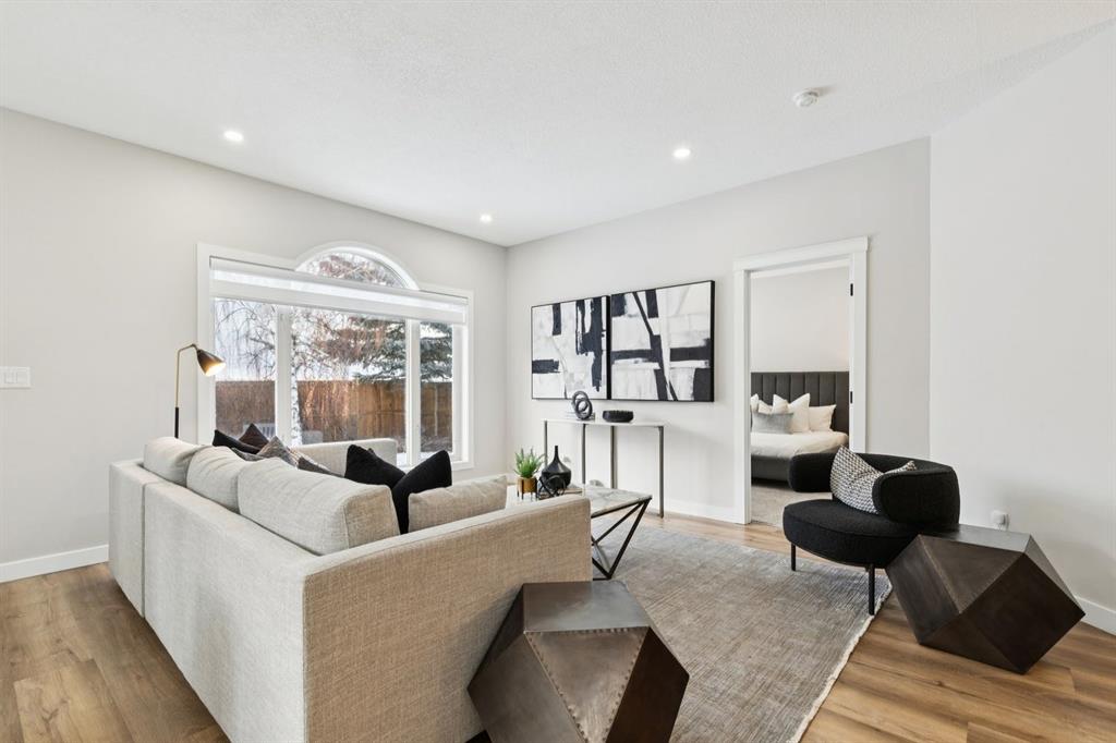 230 Chaparral Place SE