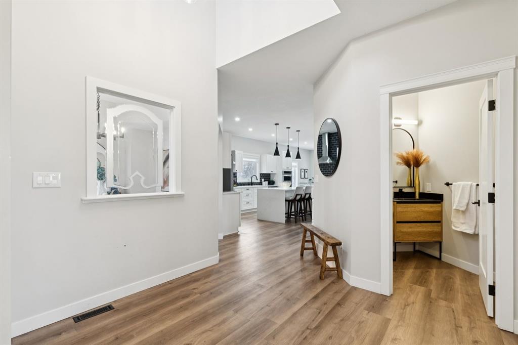 230 Chaparral Place SE